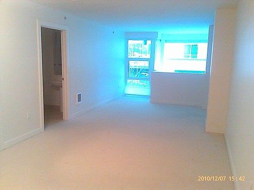 5th image of 300 Berry St Unit 119