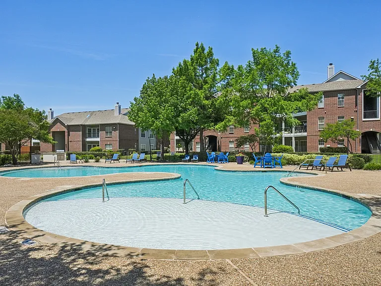 Creekside 121 Apartments — Photo 22