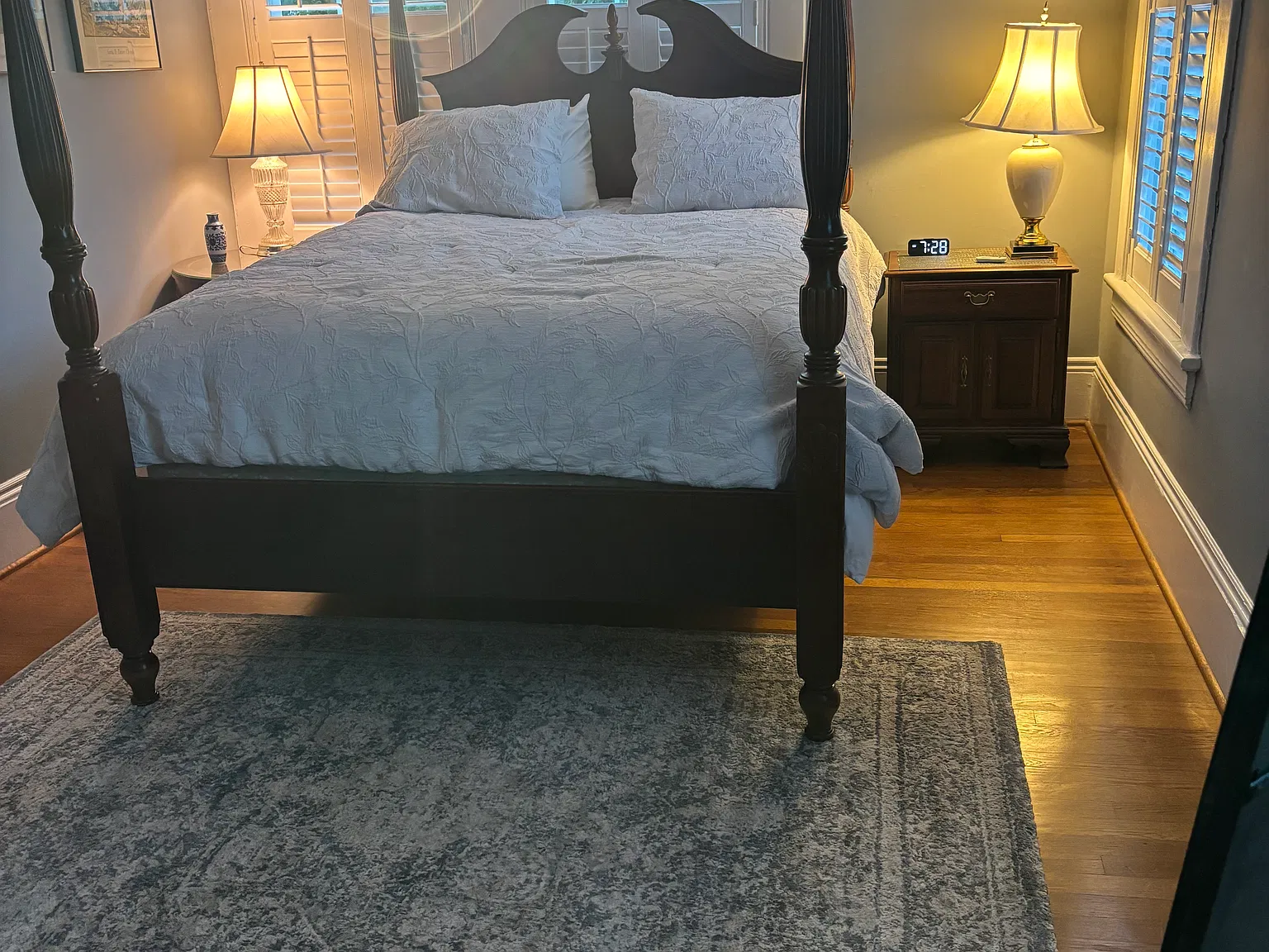 204 E Park Dr — Photo 2