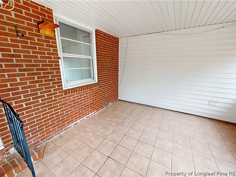 4020 Welmont Dr — Photo 19