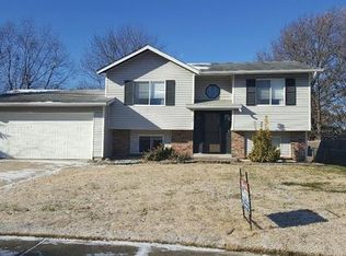 707 Aster Ln, O'Fallon, MO 63366