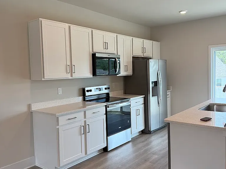 176 Sioux Loop — Photo 1