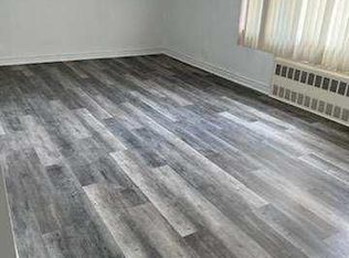 15014 17th Rd FLOOR 2, Whitestone, NY 11357