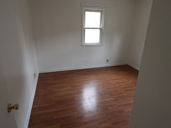 5th image of 1326 N 5th St