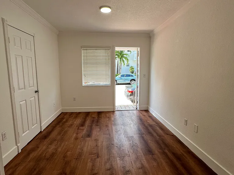 901 Euclid Ave #3 — Photo 7