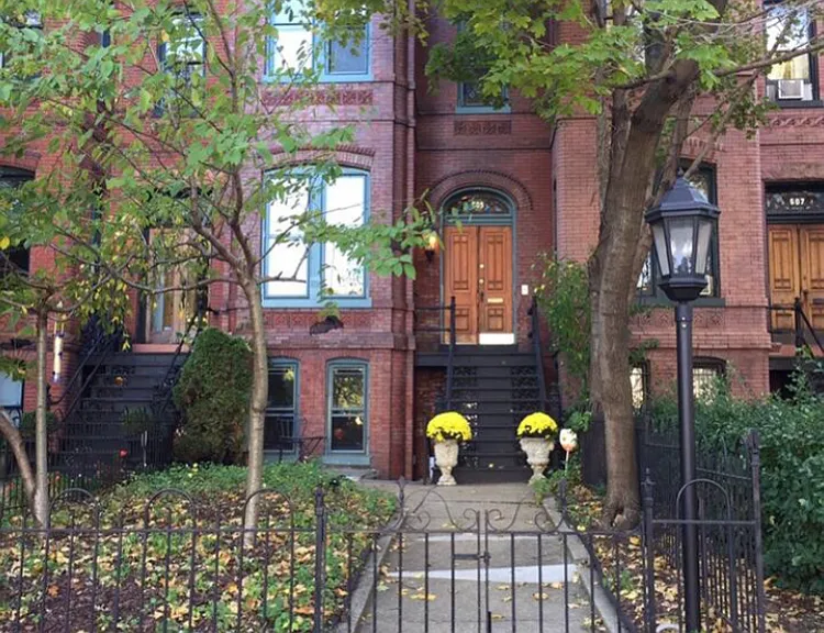 609 Massachusetts Ave NE #PENTHOUSE — Photo 1