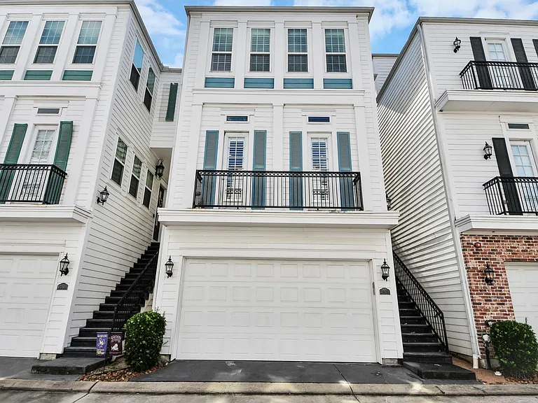 2606 Madeline Grove Dr — Photo 1