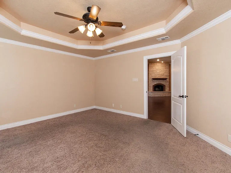 2513 Jackson Dr — Photo 7