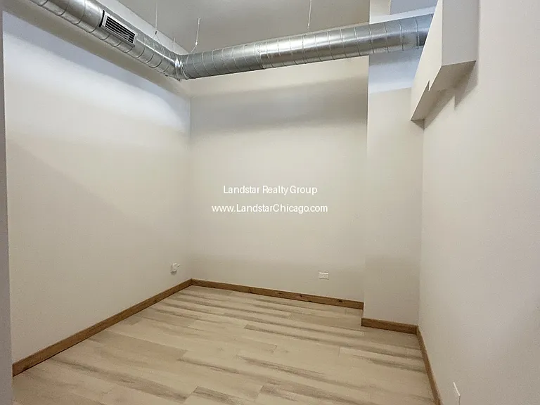 4611 S Ellis Ave #105 — Photo 10