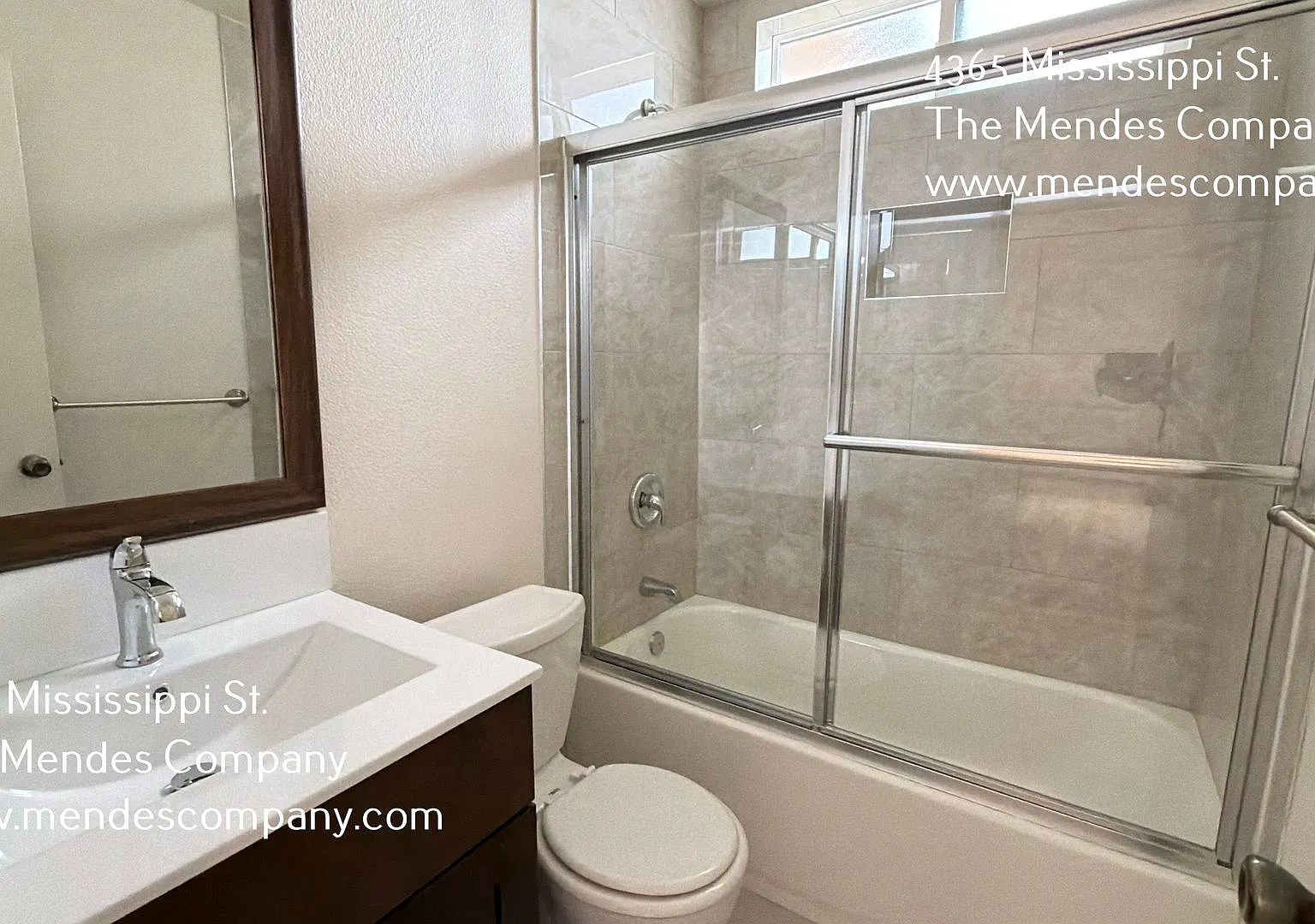Charming North Park 1BD/1BA with Private Balcony, Fireplace & Assigned Parking!! Available Now! — Photo 4