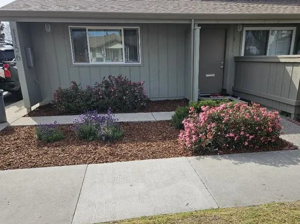 1156 San Benito St #20, Hollister, CA 95023