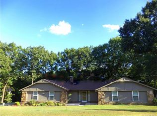 28912 E 63rd St, Broken Arrow, OK 74014
