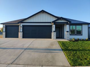 1515 Willow Way, Benton City, WA 99320