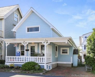 107 Bay View Ave, Salem, MA, 01970