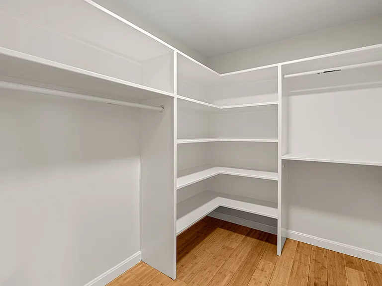 1008 Massachusetts Ave — Photo 18