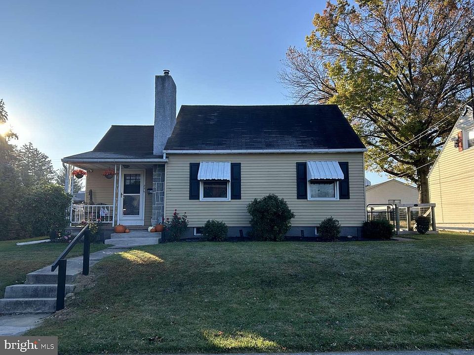 1st image of 226 W Vine St