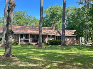 31 Lois Ln, Pickensville, AL 35447