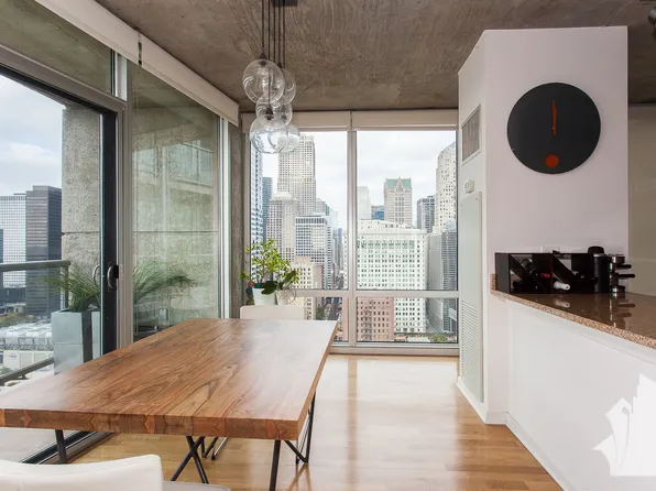 611 S Wells St APT 2404, Chicago, IL 60610