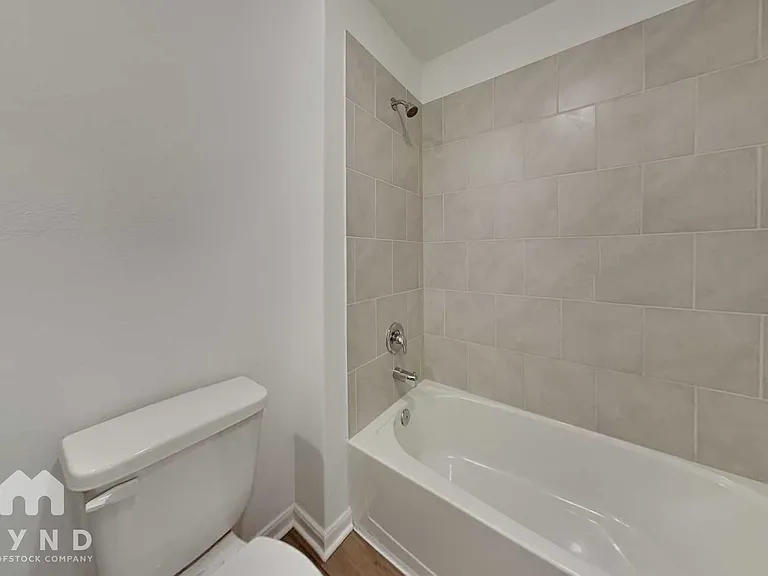 10826 Quinn Ct — Photo 14
