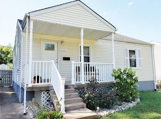 616 Granda Dr, Saint Louis, MO 63125