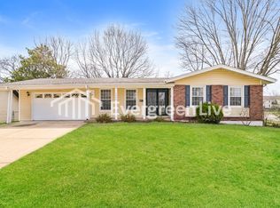 1690 Leisure Dr, Florissant, MO