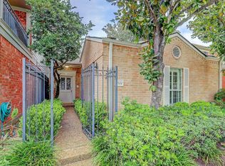 9522 Bayou Brook St, Houston, TX 77063