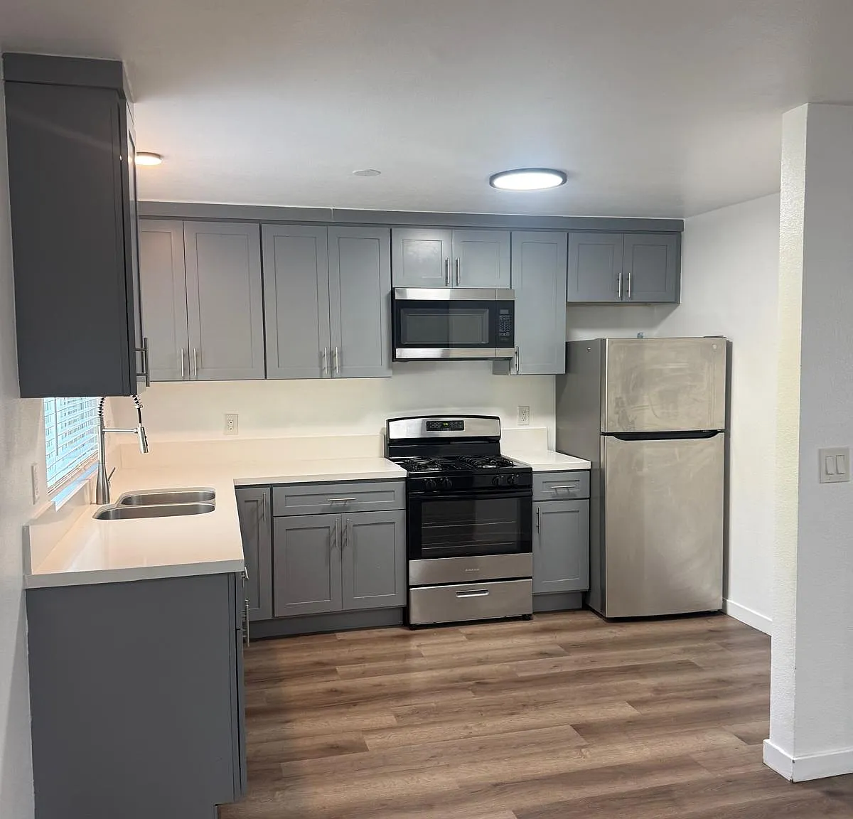 3755 Locke Ave. - #C — Photo 1