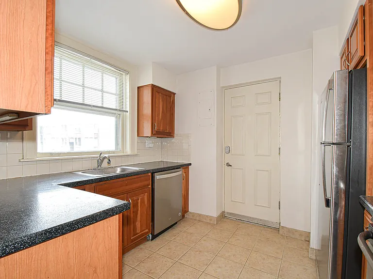 321 Belt Ave #201 — Photo 13
