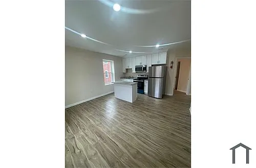 3158 Buena Vista Ter SE Photo 1