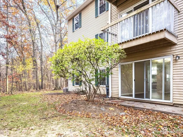 356 McDowell Dr, East Brunswick, NJ 08816