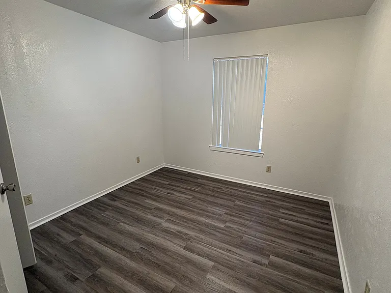 Wheatland Terrace — Photo 11
