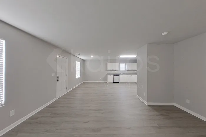 217 Sky Hawk Ln — Photo 7