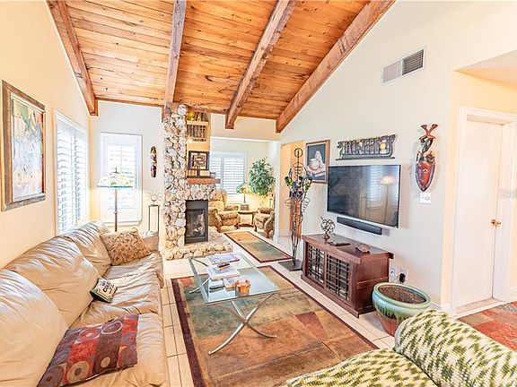 3rd image of 4005 Golfside Dr #29