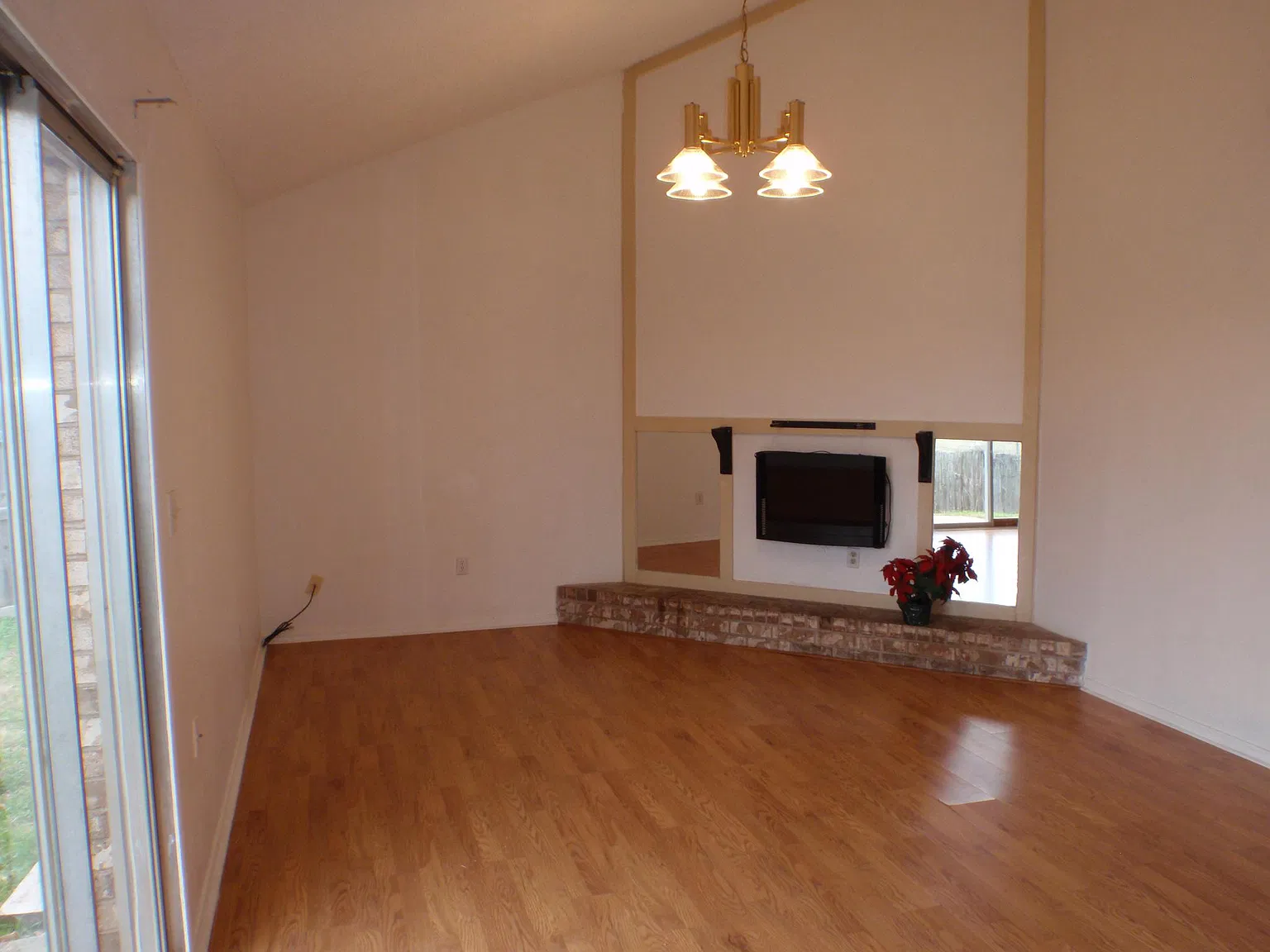 10003 Caton Pl — Photo 3