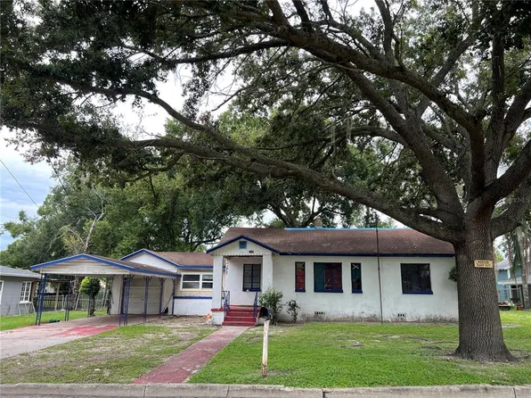 1145 Oakhill St, Lakeland, FL 33815
