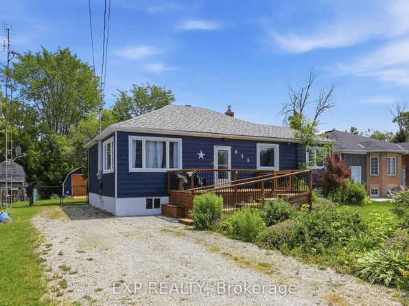 833 Elmwood Rd, Georgina, ON L4P 3E9