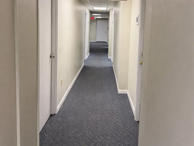 Coventry Apartments — Photo 5