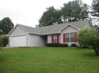 16 Camden Woods Dr, Cartersville, GA 30121