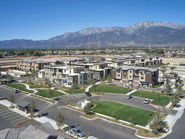 7470 Starry Night Pl — Photo 13