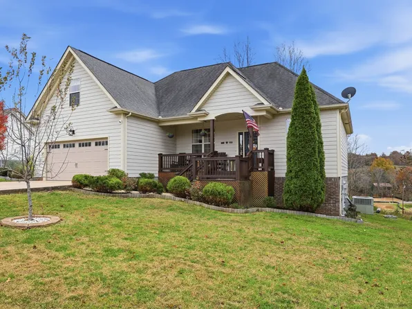 205 Stephen St, Dickson, TN 37055