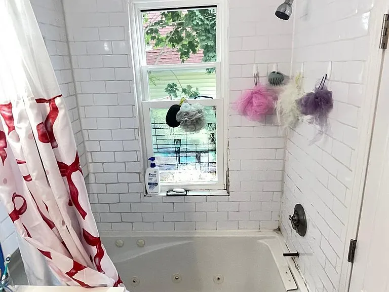 122 French Ave #2 — Photo 4