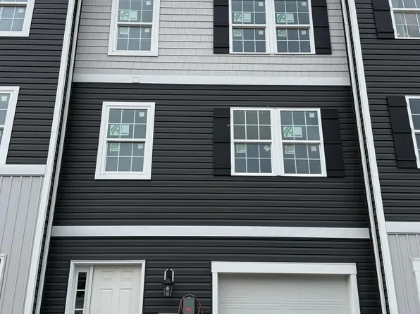 4 Baybreeze Dr, Waretown, NJ 08758