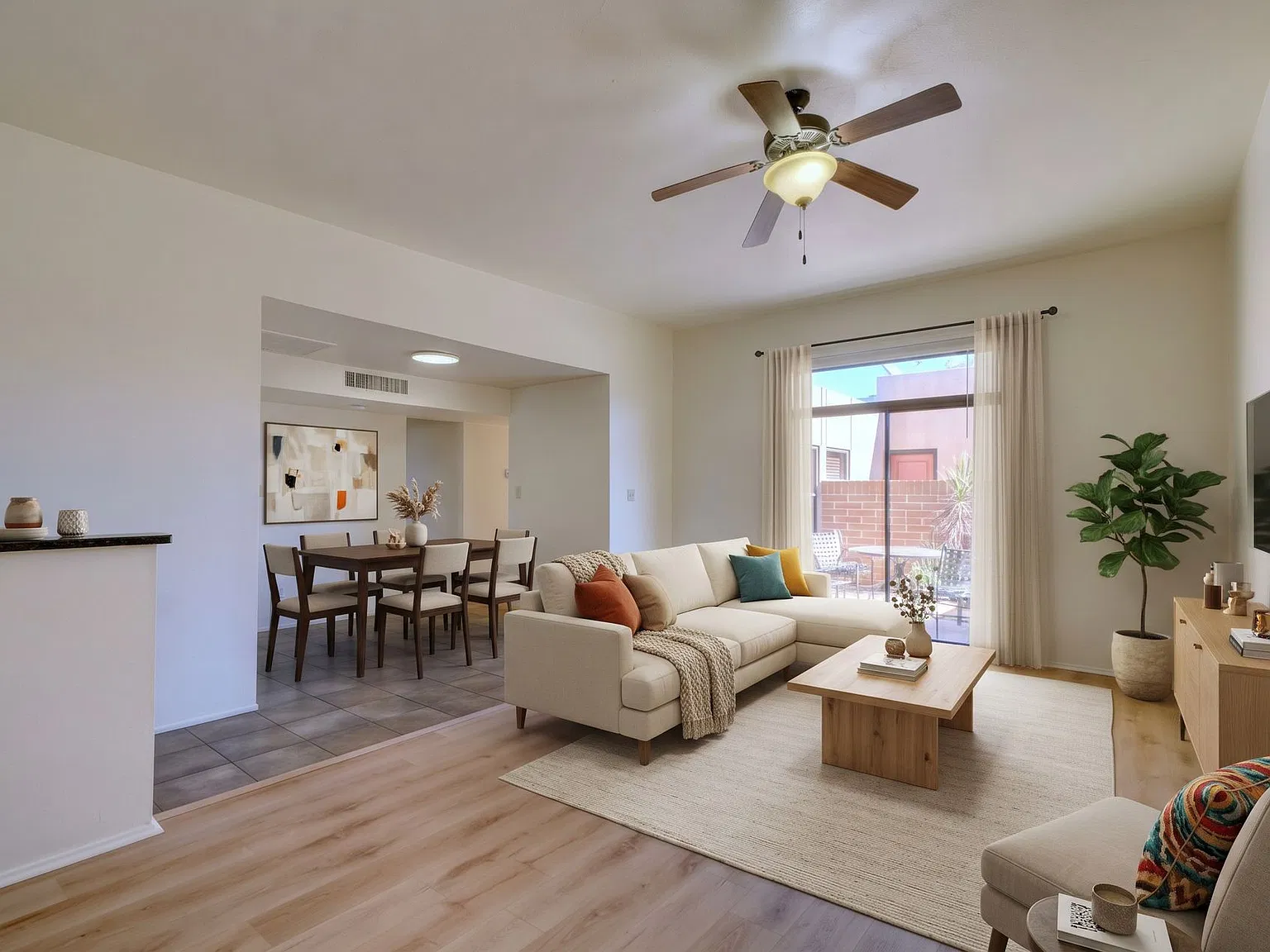 Riverside Suites — Photo 3