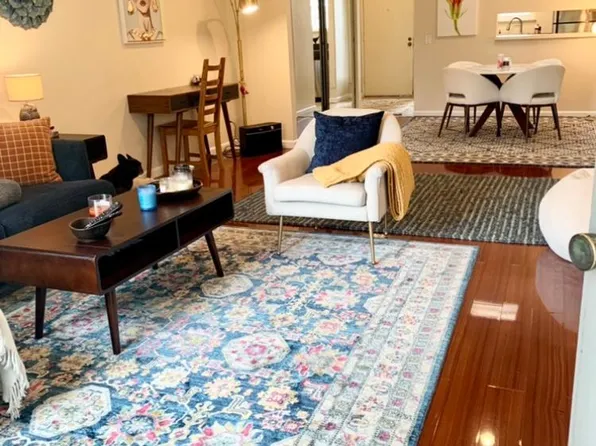 4016 Farm Hill Blvd, Redwood City, CA 94061