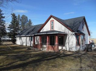 224 E Oak Rd, Wheatland, WY 82201
