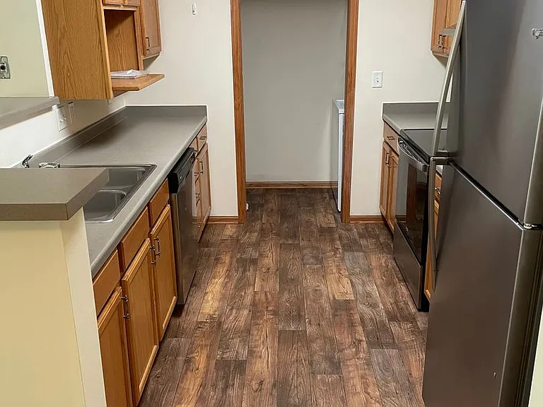 Door Creek Apartments — Photo 17