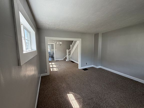 3rd image of 2762 Shelby St #2762