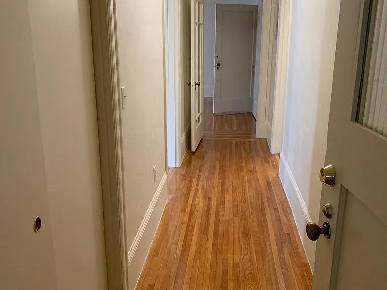 495 Elwood Ave #3 — Photo 4