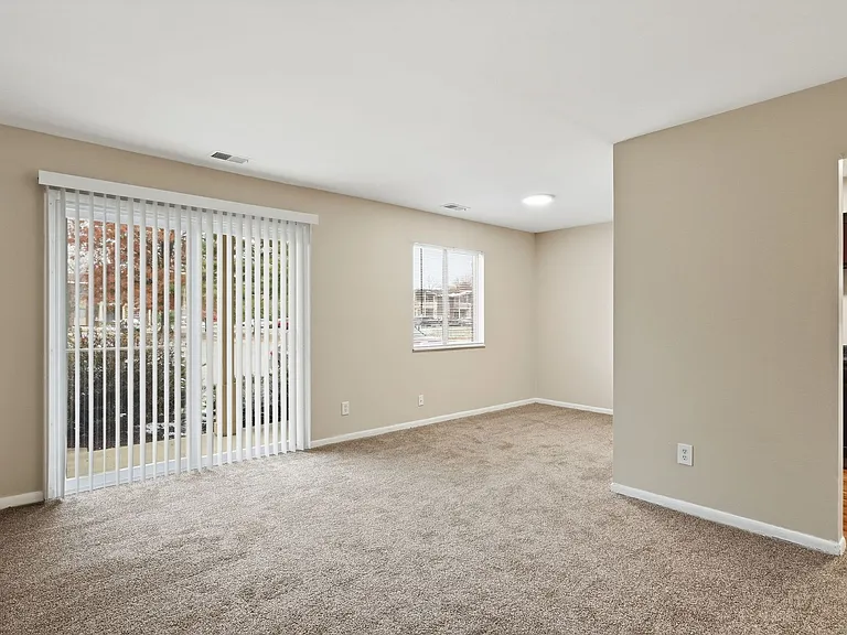 The Cedars Apartment Homes — Photo 17