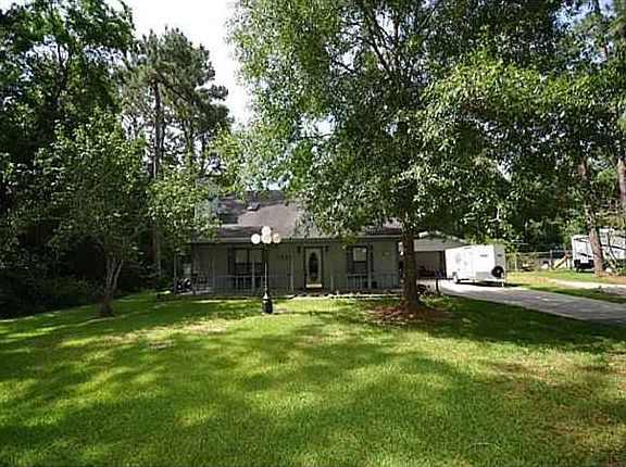2nd image of 1920 Mohawk Dr